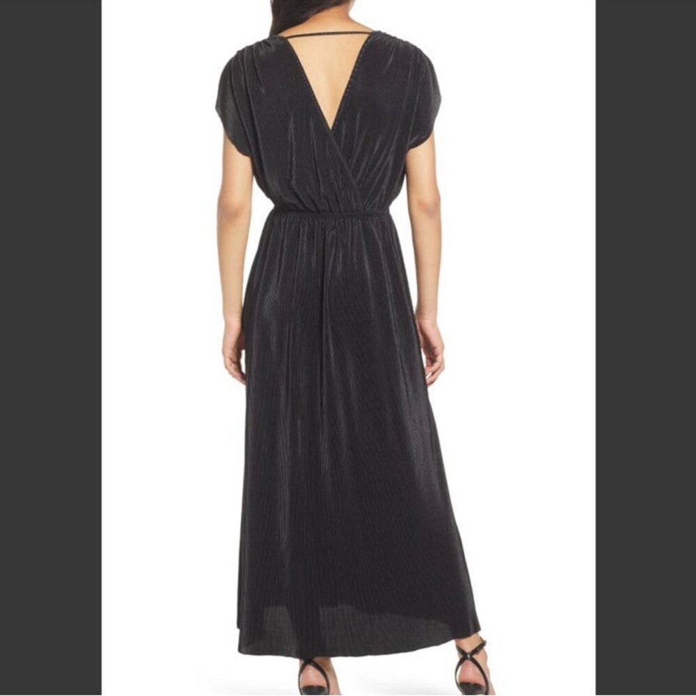 Floret Studios Plisse Pleated Surplice Black Dress Size Medium